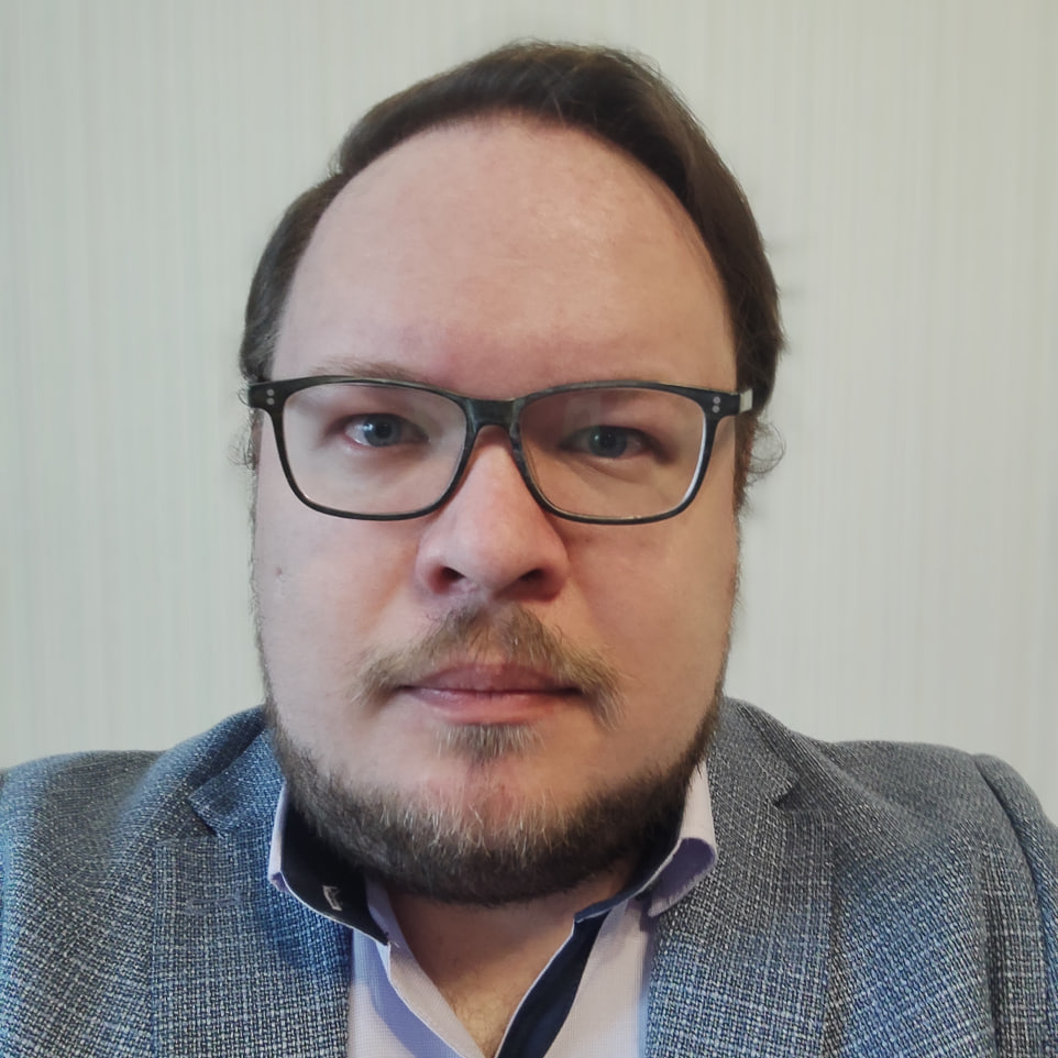 Роман_Морев_Росплатформа_sq